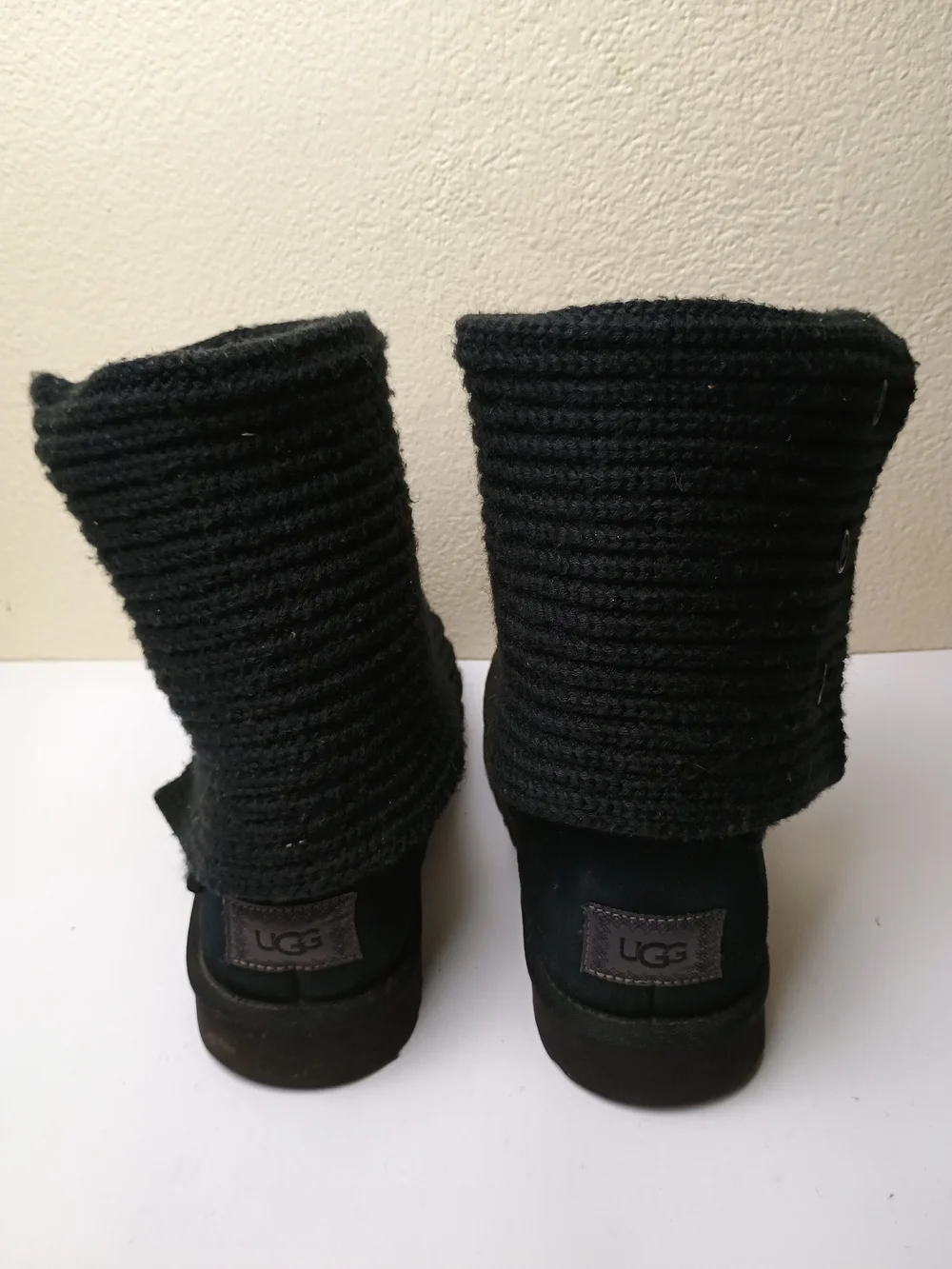 UGG Classic Cardy 10 Black Knit Fold-Over Women's Winter Boots Chunky Sweater Kn
